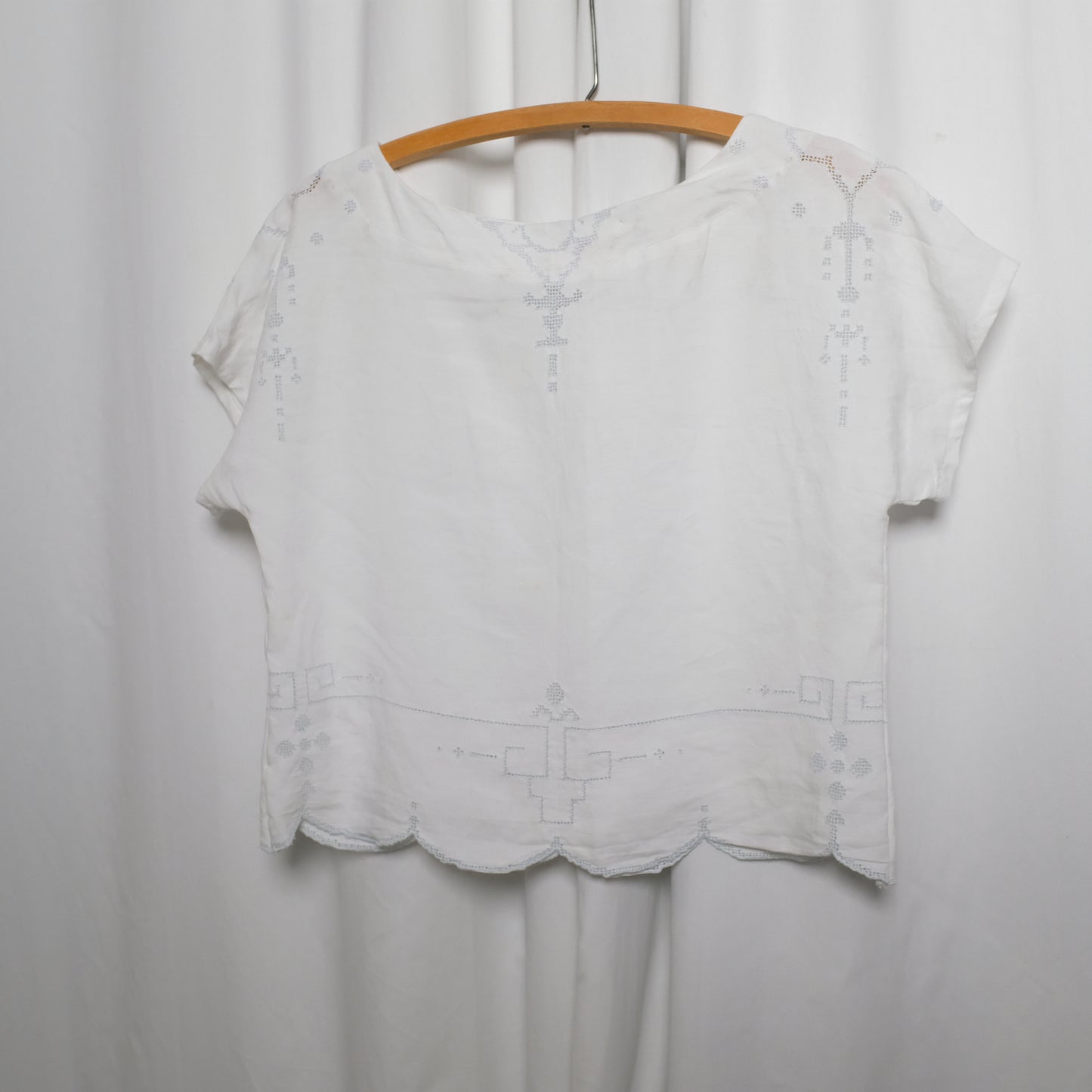 Upcycled linen + crochet tablecloth boxy tee
