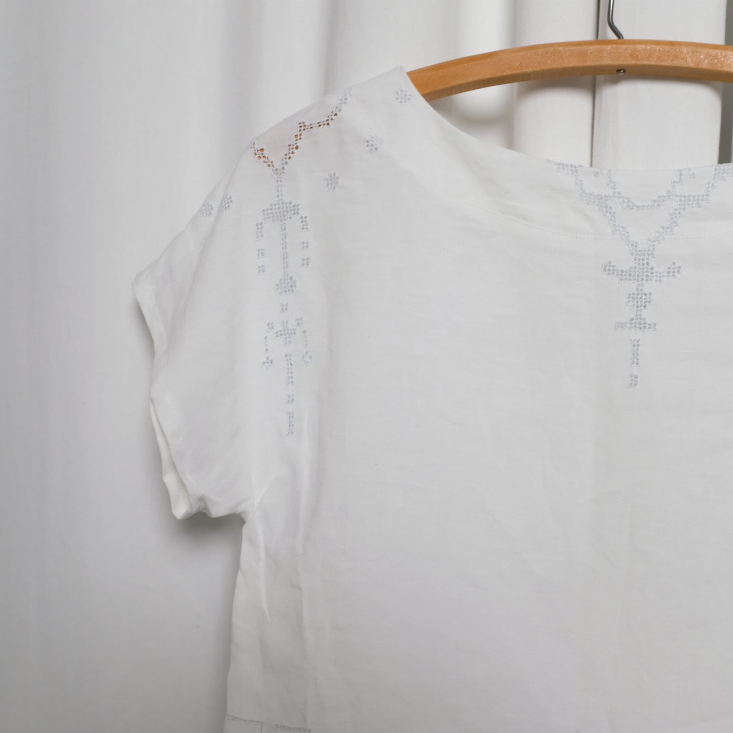 Upcycled linen + crochet tablecloth boxy tee