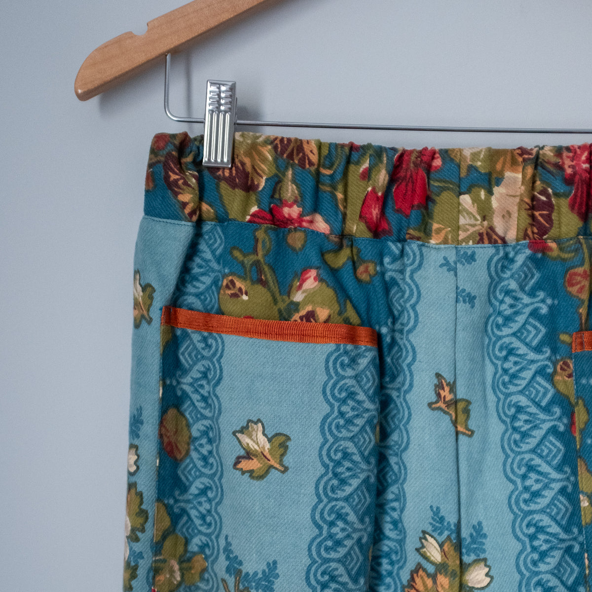 Fall Barrel Pant - Lively Floral (Size 2)
