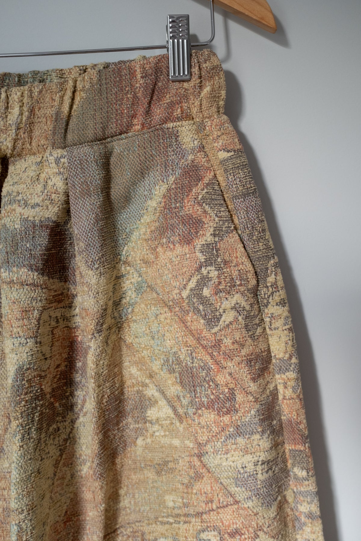 Barrel Pant - Pastel Tapestry