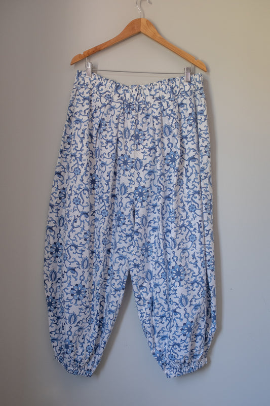 Summer Balloon Pant - Blue Vines
