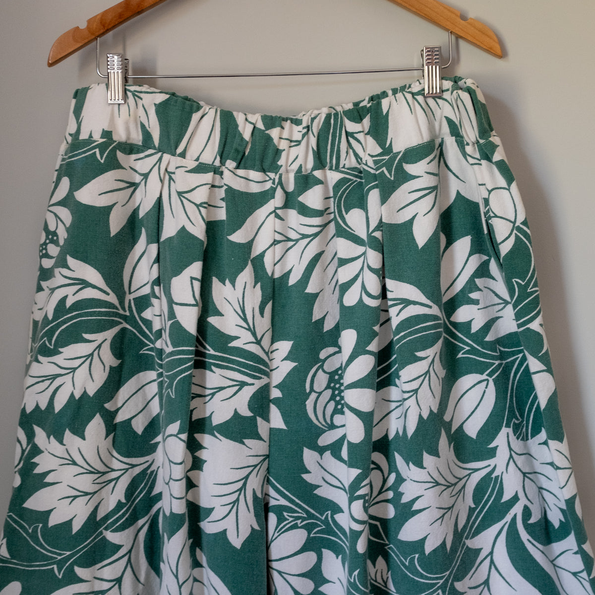 Summer Barrel Pant - Washed Green Floral