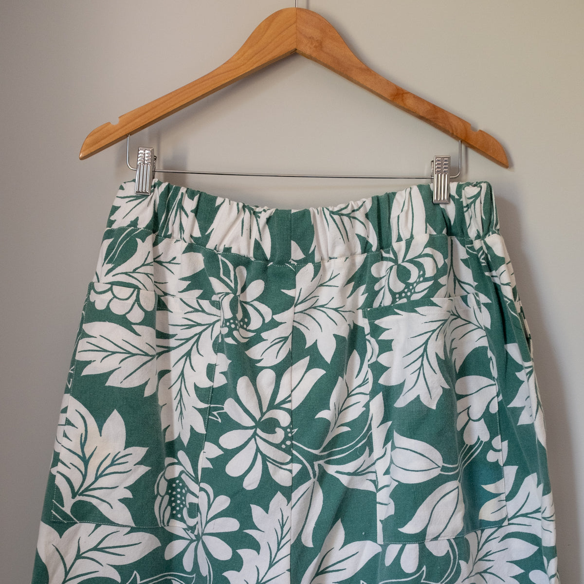 Summer Barrel Pant - Washed Green Floral