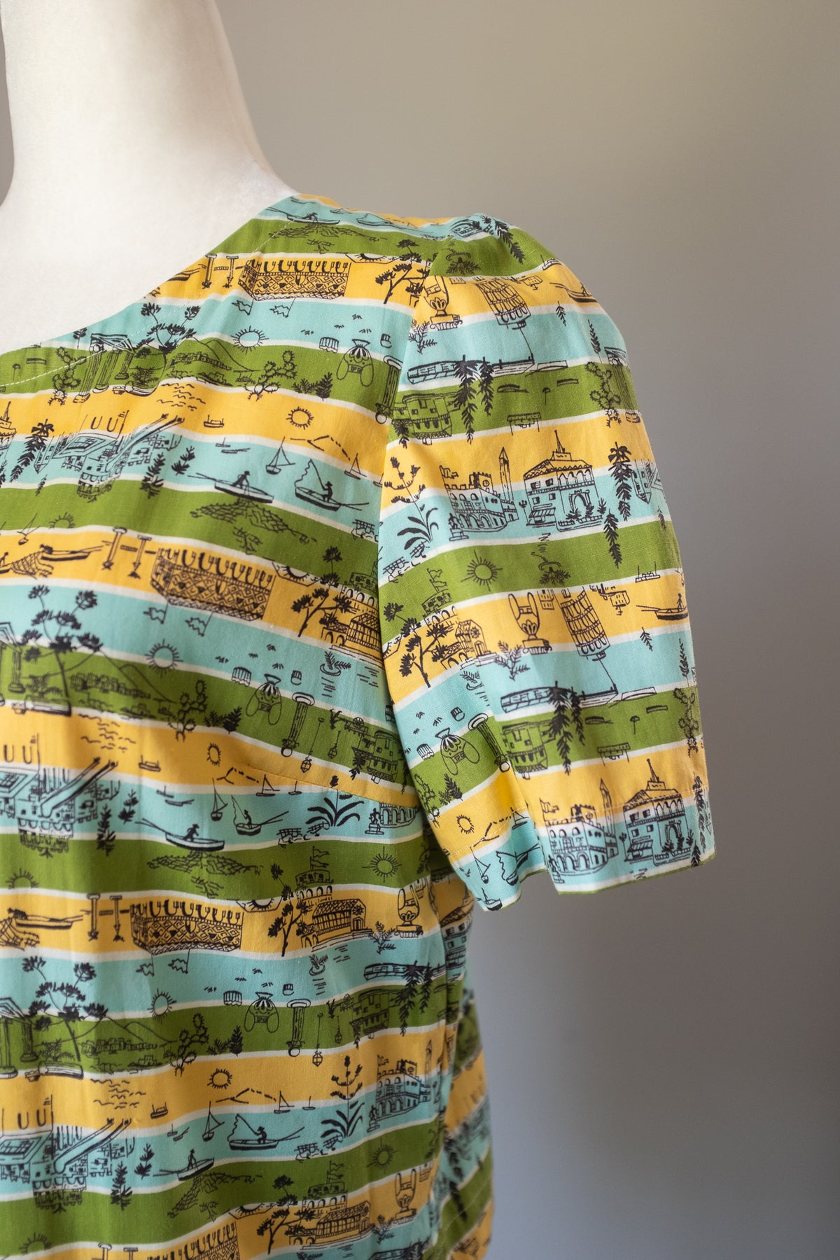 Summer Cropped Blouse - Vacation Print