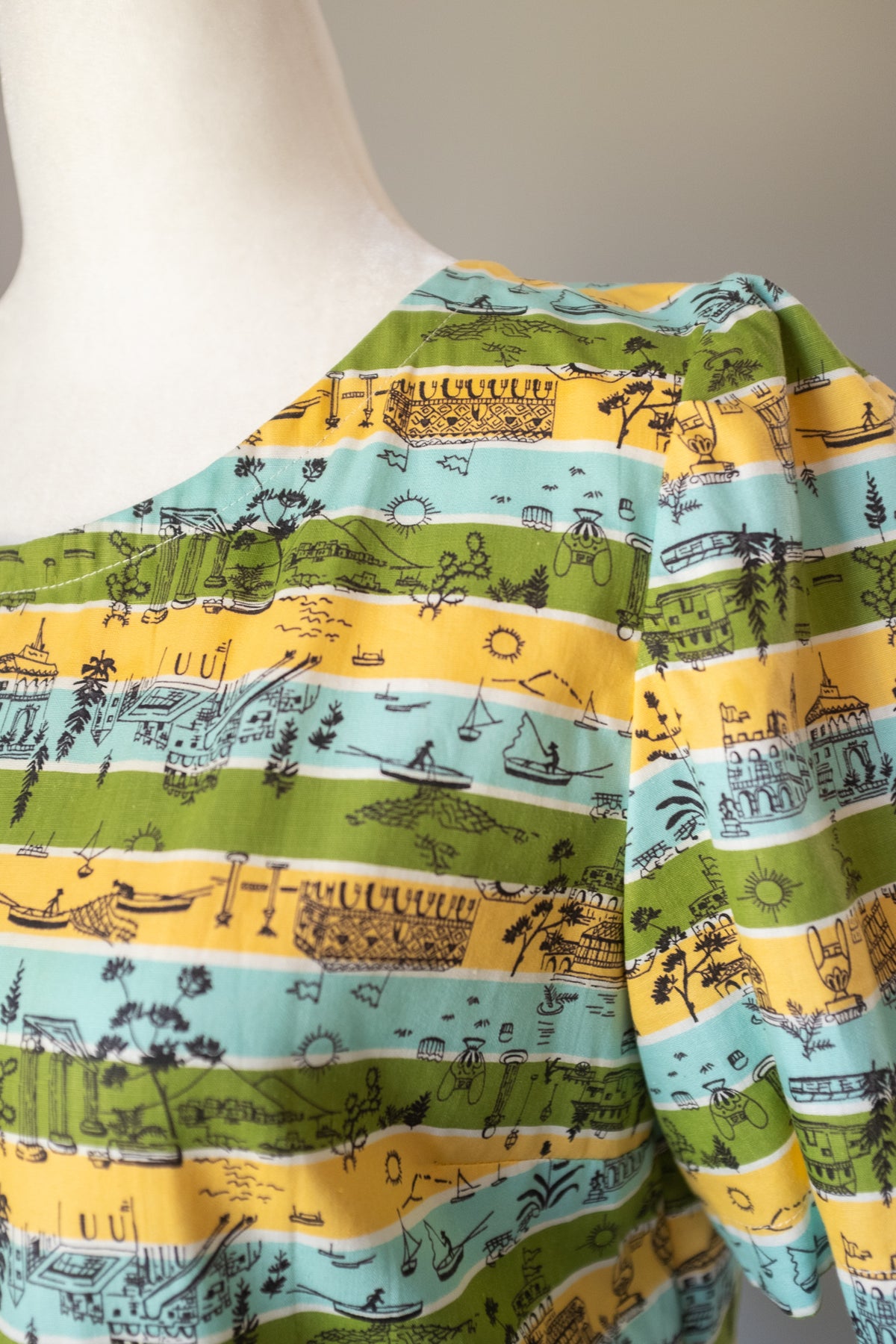 Summer Cropped Blouse - Vacation Print